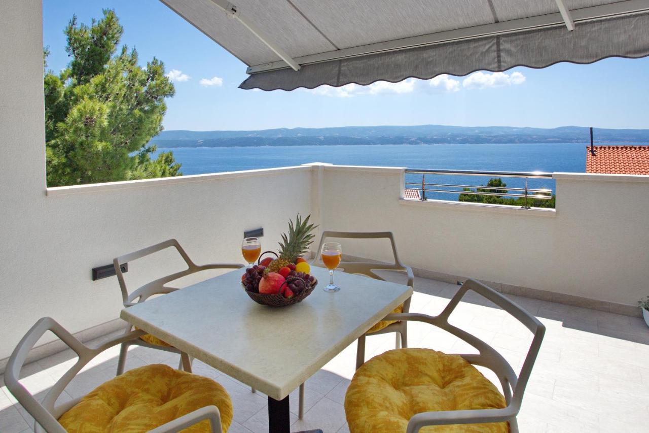 Nemira Beach Getaway Omiš Esterno foto